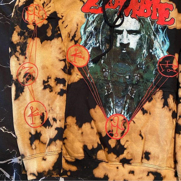 SOLD 🚫 Rob Zombie Sinister Urge Crystal Wash Hoodie - Picture 5 of 9